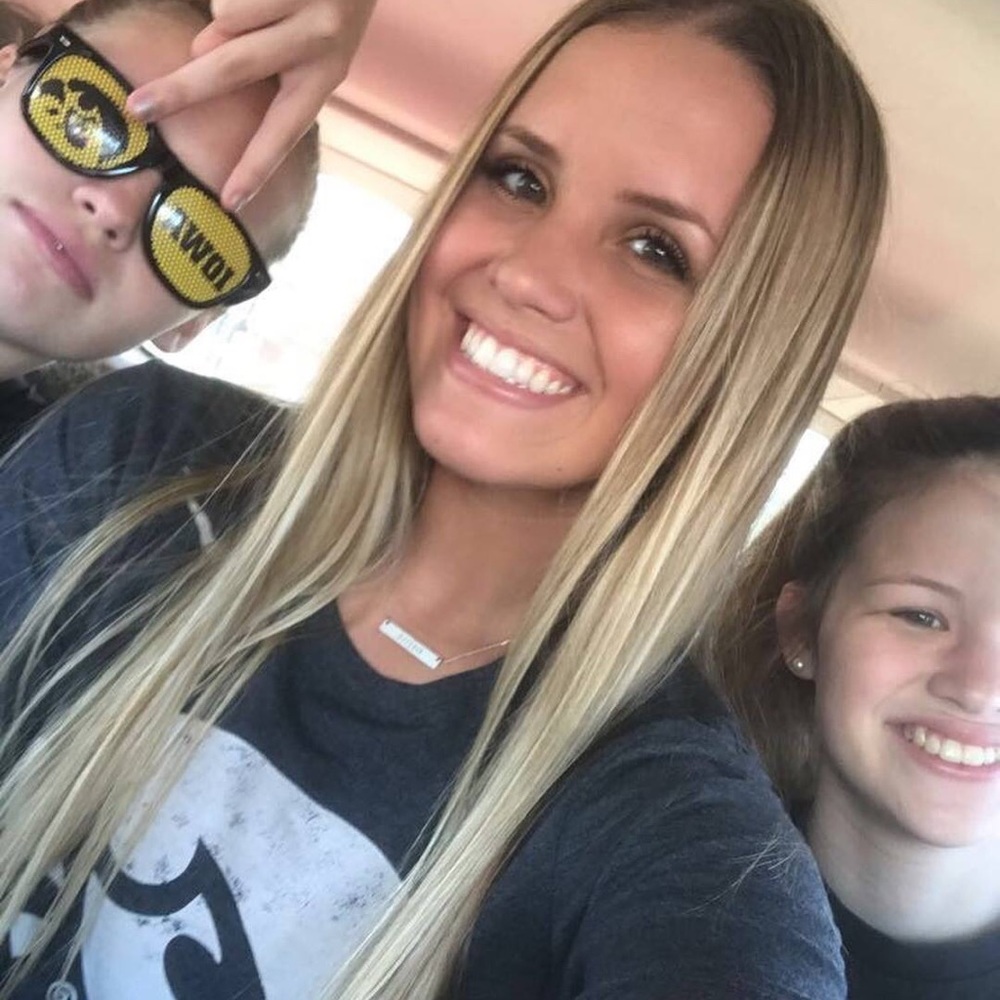 Meet your Posher, Molly